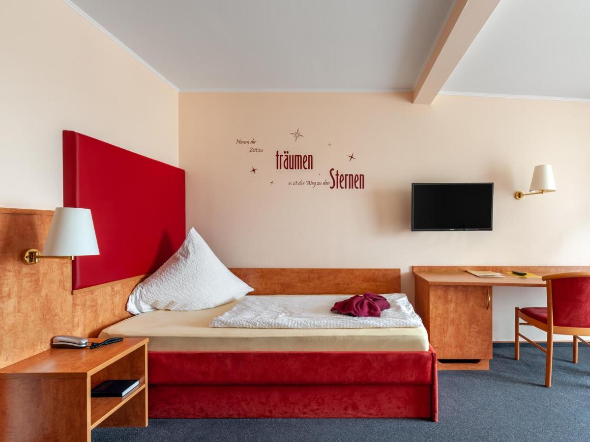 Hotel Haefner Bad Schönborn Zewnętrze zdjęcie