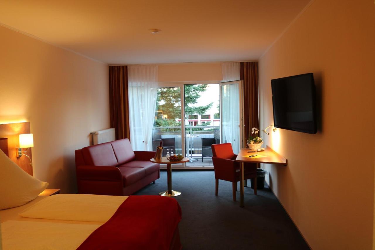 Hotel Haefner Bad Schönborn Zewnętrze zdjęcie