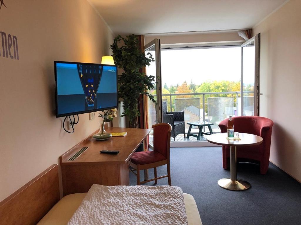 Hotel Haefner Bad Schönborn Zewnętrze zdjęcie