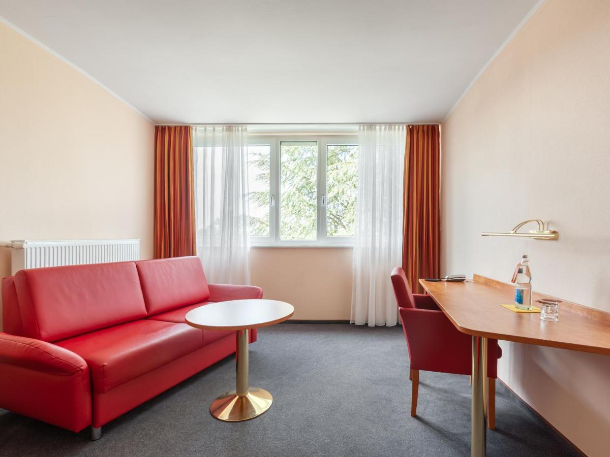 Hotel Haefner Bad Schönborn Zewnętrze zdjęcie